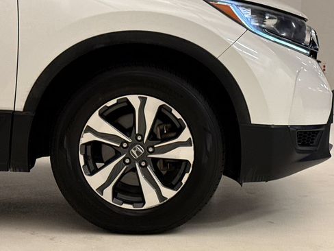Used 2019 Honda CR-V LX image 6