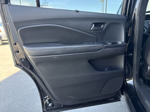 Used 2022 Honda Pilot TrailSport image 21