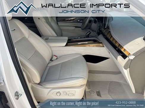 Used 2021 Cadillac Escalade Sport Platinum w/ Heavy-Duty Trailer Package AWD/4WD image 39