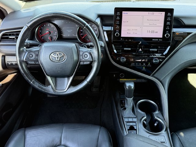 Used 2021 Toyota Camry XSE FWD image 10