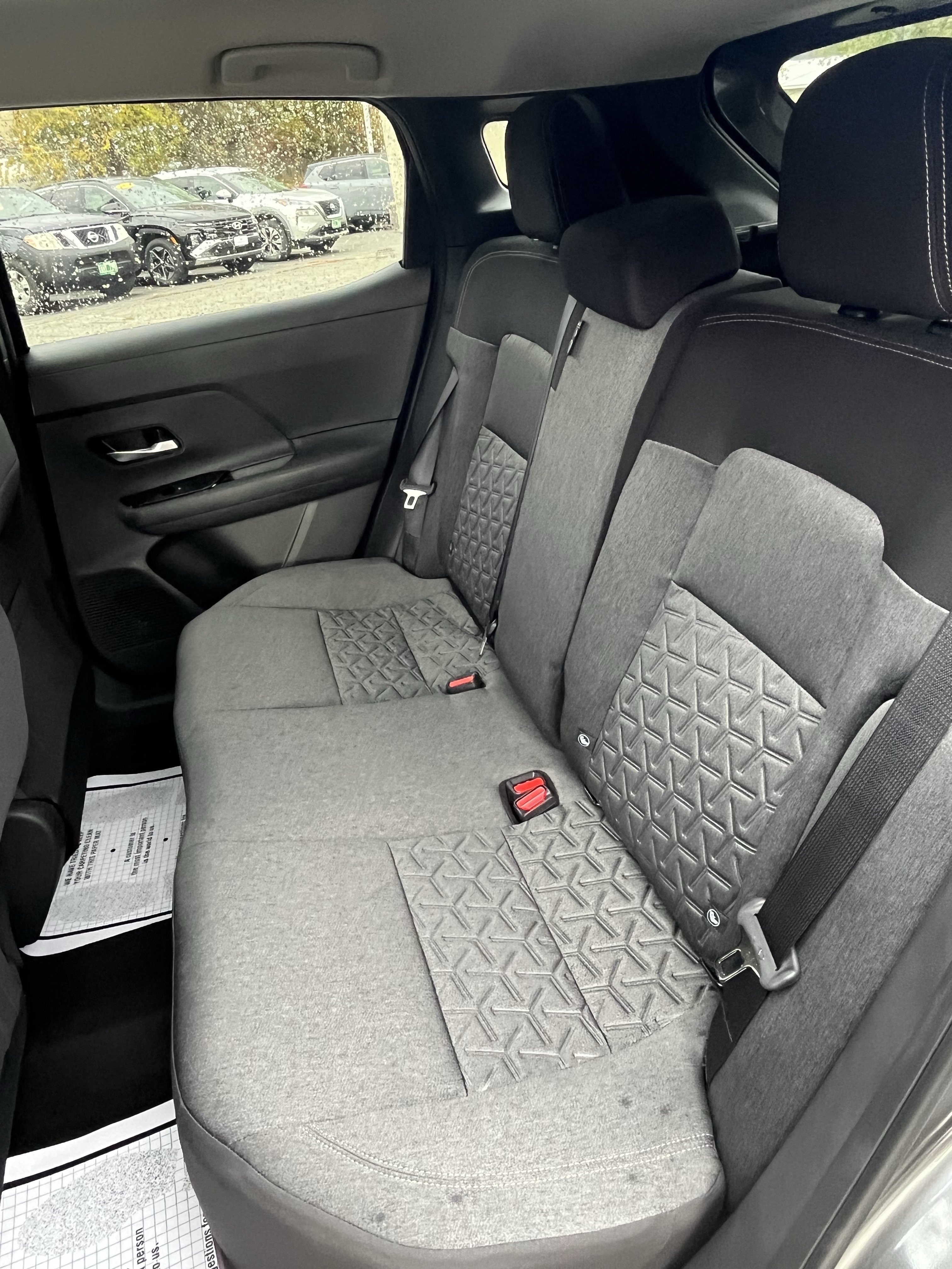 New 2027 Nissan Kicks SV AWD/4WD image 14