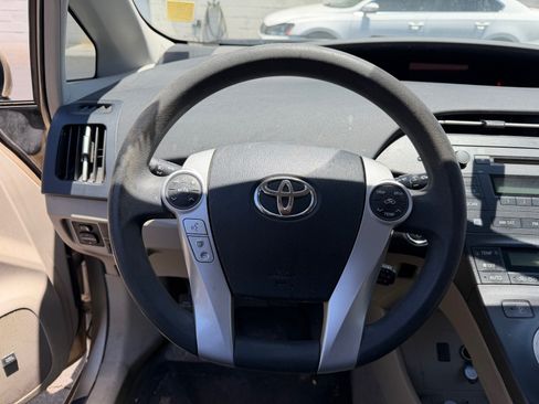 Used 2010 Toyota Prius Five FWD image 11