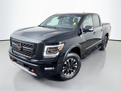 Used 2024 Nissan Titan PRO-4X w/ Pro-4x Convenience Package AWD/4WD image 1