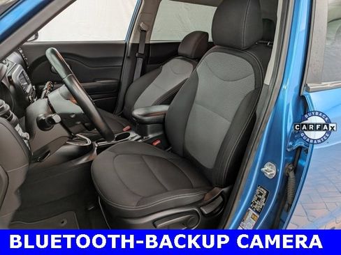 Used 2017 Kia Soul + w/ Designer's Package image 11