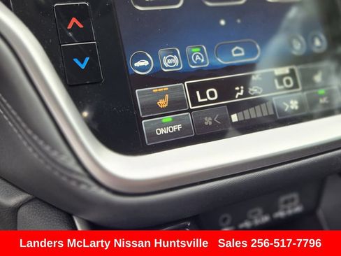 Used 2025 Subaru Outback Premium AWD/4WD image 20