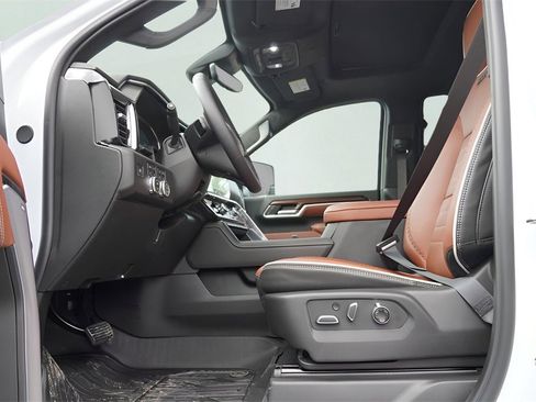 New 2026 GMC Sierra 3500 Denali Ultimate image 20