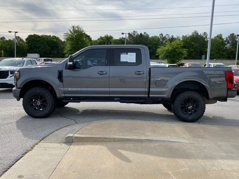 Used 2021 Ford F250 Lariat AWD/4WD image 4