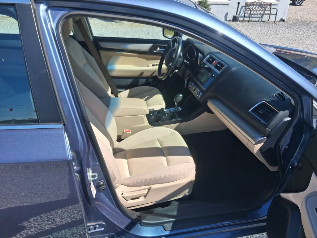 Used 2016 Subaru Legacy 2.5i Premium AWD/4WD image 14