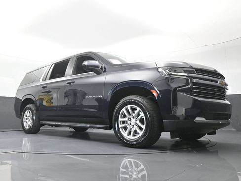 Used 2024 Chevrolet Suburban LT AWD/4WD image 65
