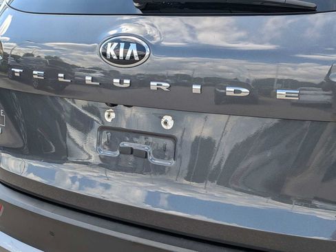 Used 2021 Kia Telluride S AWD/4WD image 11