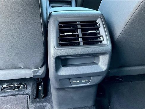 Used 2025 Volkswagen Tiguan S FWD image 9
