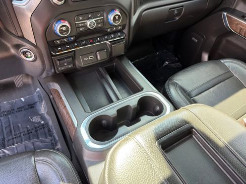Used 2021 GMC Sierra 1500 Denali w/ Denali Carbonpro Edition AWD/4WD image 24