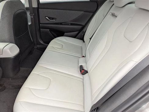 Used 2023 Hyundai Elantra Limited w/ Winter Weather Package image 25