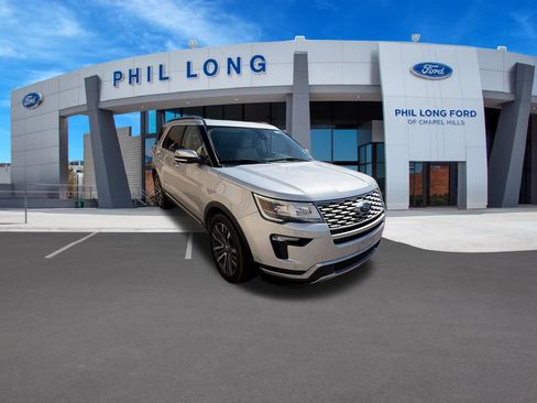 Used 2018 Ford Explorer Platinum AWD/4WD image 8