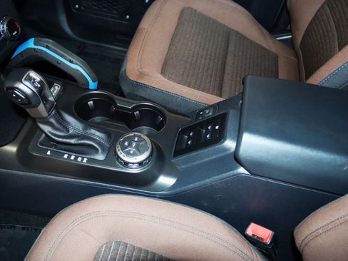 Used 2023 Ford Bronco Outer Banks AWD/4WD image 44