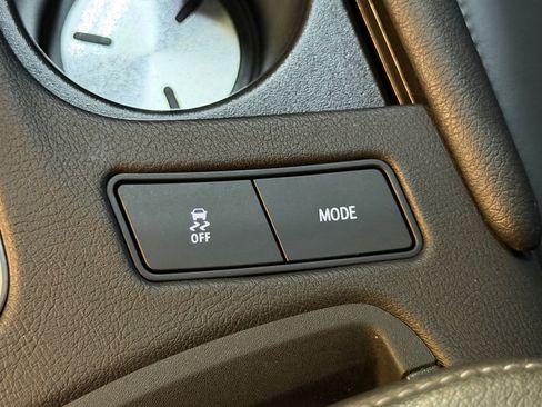 Certified 2023 Cadillac XT5 Luxury image 35