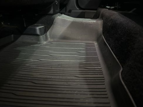 Used 2021 Ford Escape SE w/ Cold Weather Package image 35