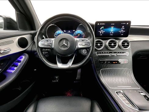 Used 2023 Mercedes-Benz GLC 300 4MATIC Coupe image 4