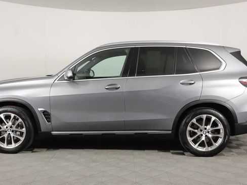 Used 2024 BMW X5 xDrive40i w/ Parking Assistance Package AWD/4WD image 10
