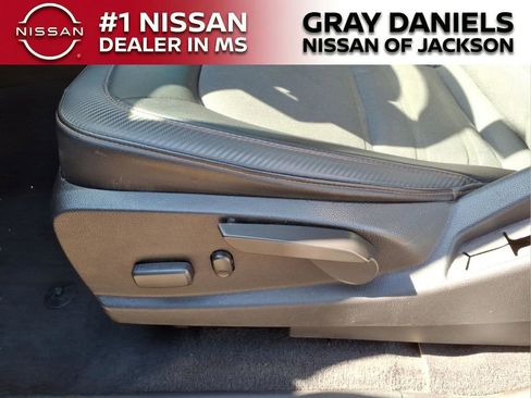 Used 2021 GMC Canyon AT4 w/ Trailering Package image 12