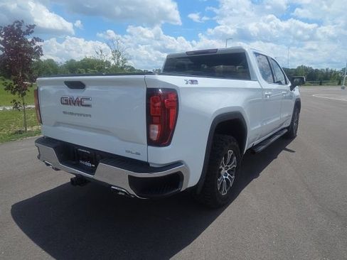 Used 2021 GMC Sierra 1500 SLE w/ X31 Off-Road Package AWD/4WD image 9