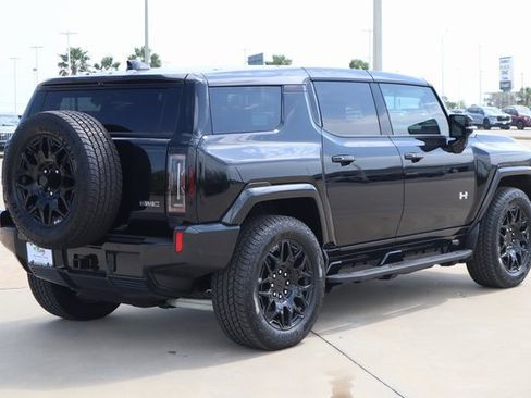 New 2025 GMC Hummer EV 2X image 8