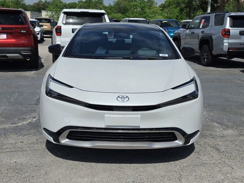 New 2026 Toyota Prius Plug-In Hybrid FWD image 2