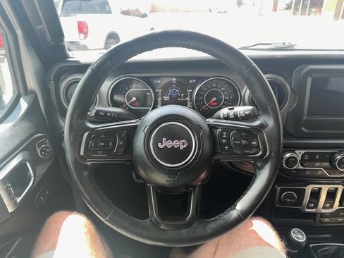 Used 2022 Jeep Wrangler Sport AWD/4WD image 11