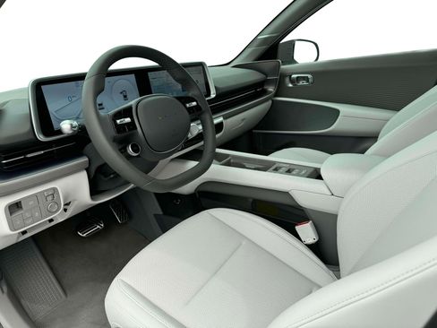 New 2025 Hyundai Ioniq 6 Limited image 14