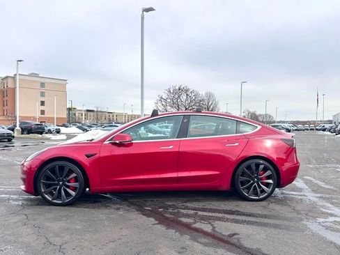 Used 2020 Tesla Model 3 Performance image 4