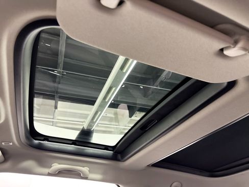 Used 2023 MINI Cooper SE image 19