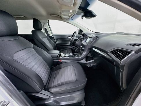 Used 2020 Ford Edge SE FWD image 32