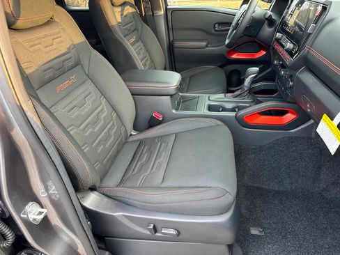 New 2026 Nissan Frontier Pro-X w/ Pro-X Convenience Package image 13