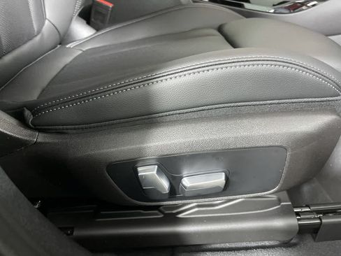 Used 2023 BMW X3 xDrive30i w/ Convenience Package AWD/4WD image 18