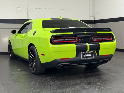 Used 2023 Dodge Challenger SRT Hellcat RWD image 10