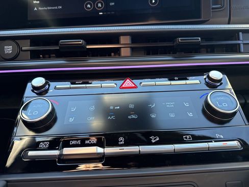 New 2026 Hyundai Santa Fe Calligraphy FWD image 31