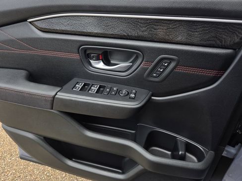 Used 2026 Honda Pilot Black Edition image 19