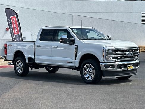 New 2025 Ford F250 King Ranch w/ Chrome Package image 3