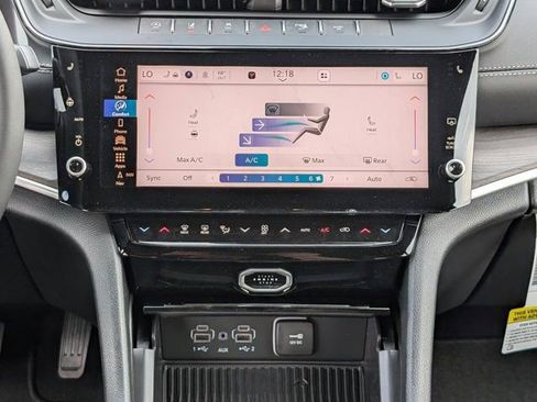 New 2026 Jeep Grand Cherokee Altitude RWD image 18