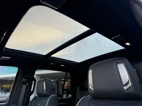 Used 2026 Cadillac Escalade Platinum Sport w/ LPO, Floor Liner Package image 23