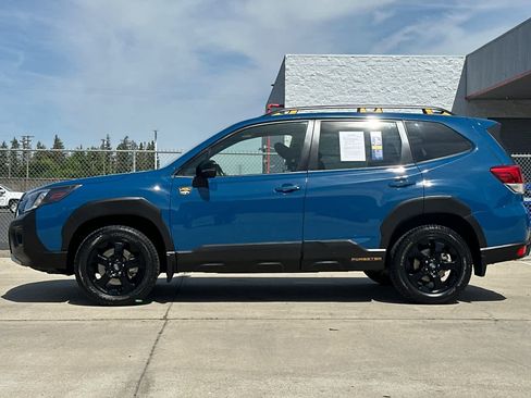 Used 2023 Subaru Forester Wilderness w/ Wilderness Package AWD/4WD image 6