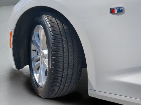 Used 2020 Chevrolet Camaro LS image 60