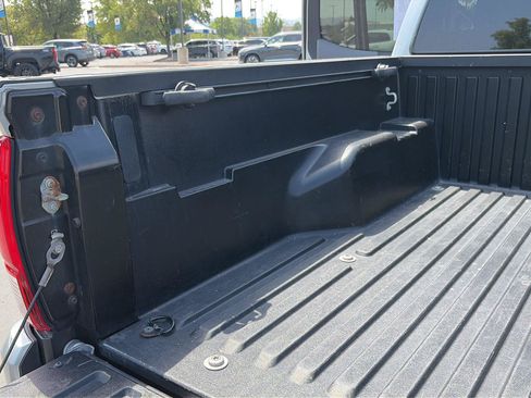 Used 2021 Toyota Tacoma SR RWD image 31