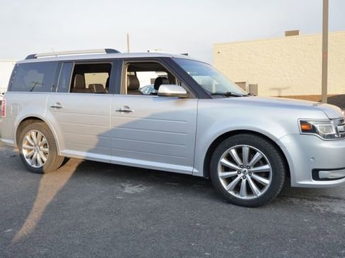 Used 2019 Ford Flex Limited w/ Equipment Group 303A image 5