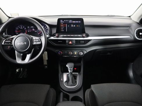 Used 2024 Kia Forte LXS image 14