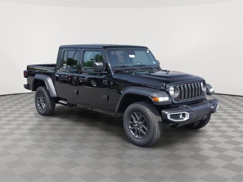 New 2025 Jeep Gladiator Sport image 3