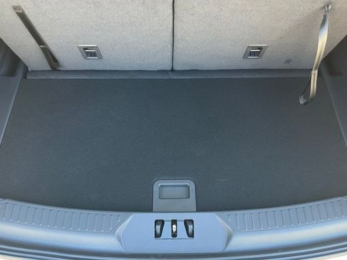 New 2026 Ford Explorer ST-Line w/ ST-Line Street Pack image 17