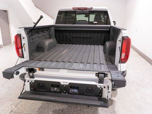 Used 2024 GMC Sierra 1500 AT4X AWD/4WD image 11