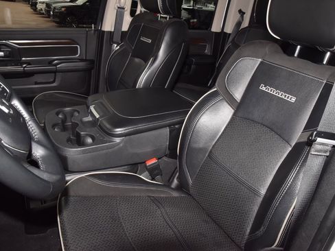 Used 2024 RAM 2500 Laramie image 32