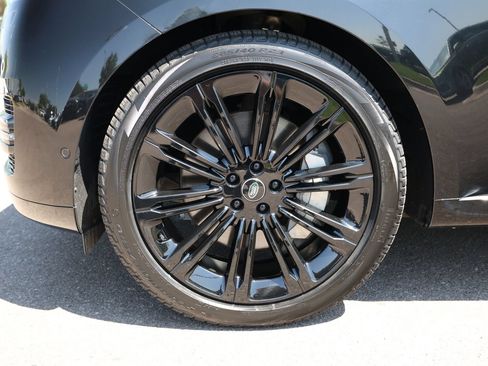 Used 2023 Land Rover Range Rover SE AWD/4WD image 6